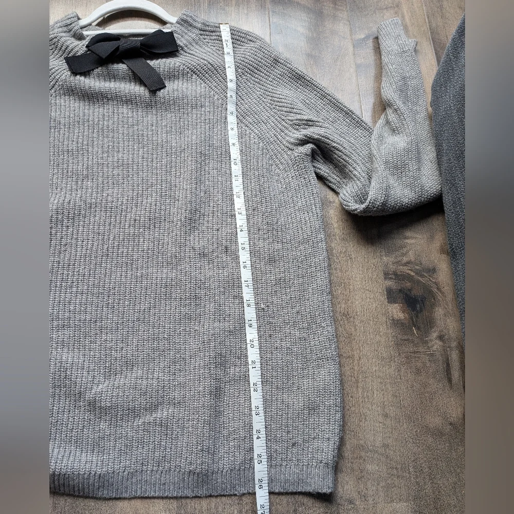J. Crew Gray Ribbed Wool-Blend Sweater with Black Grosgrain Bow – Size XL